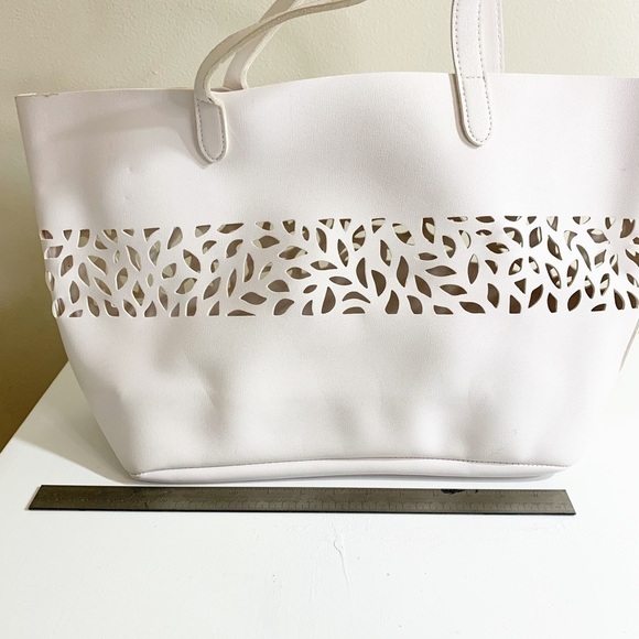 Tote variety pack. Green, gold and white shopping totes - Picture 5 of 14